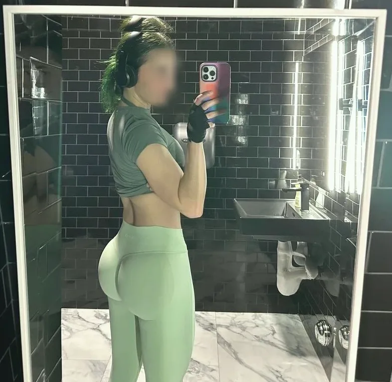 Abigail, 24