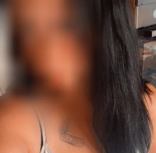 Amelia, 31