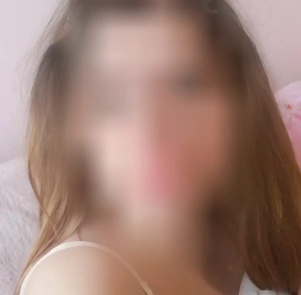 Demi, 35