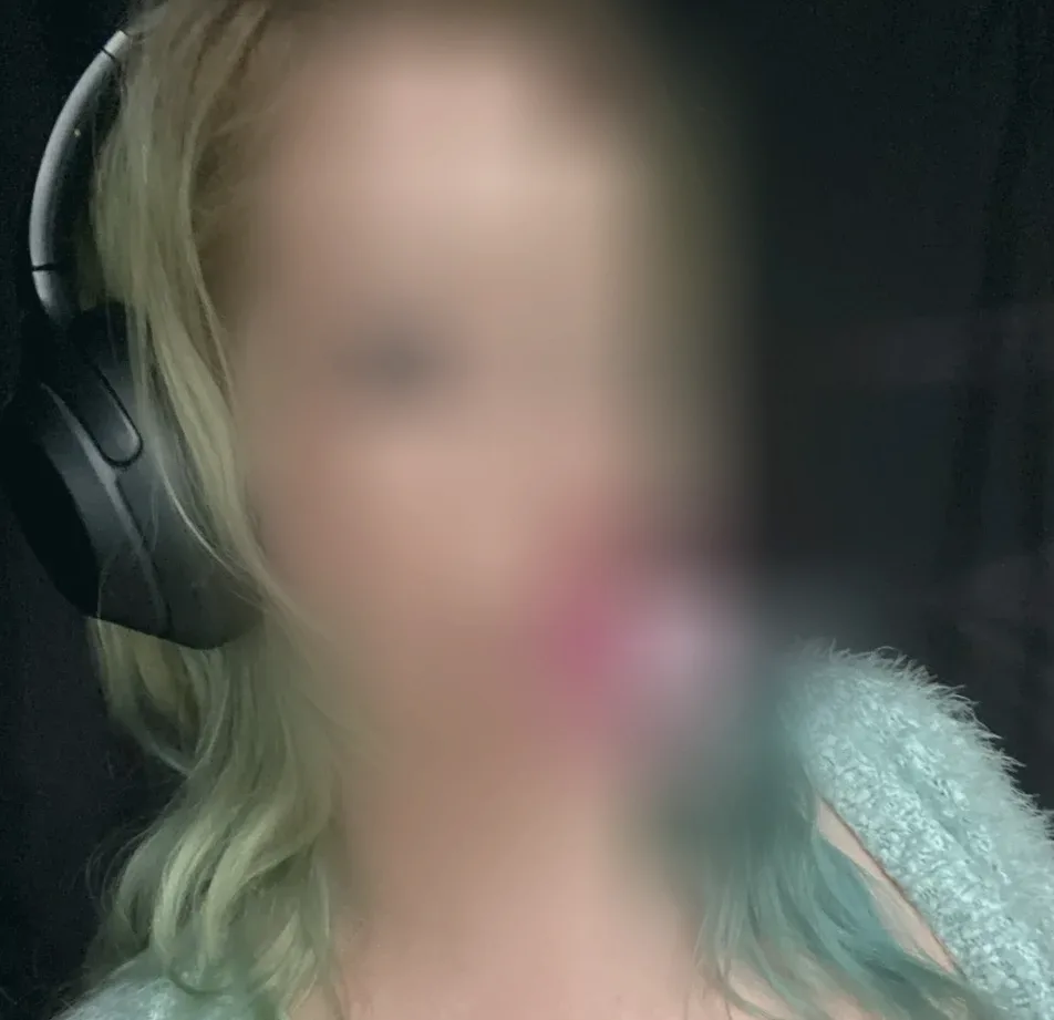 Rachel, 35