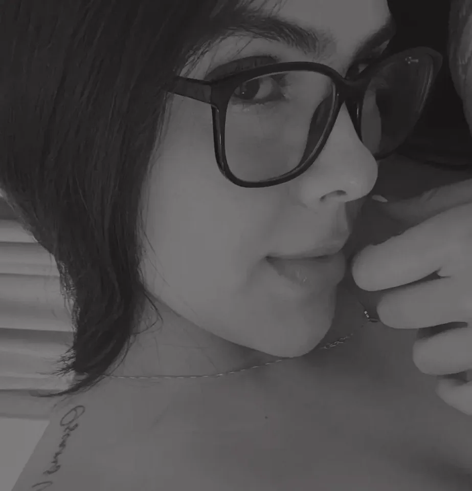 Rhian, 23